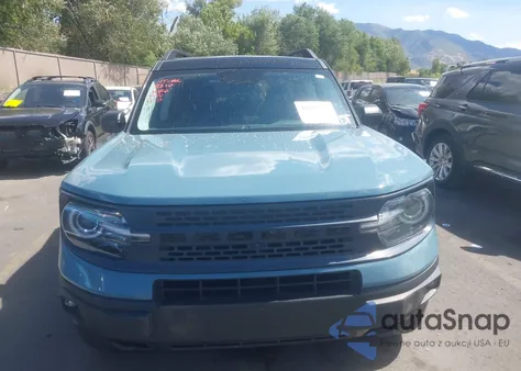 2021 Ford Bronco Sport First Edition z USA, uszkodzony, nr VIN 3FMCR9F9XMRA13126